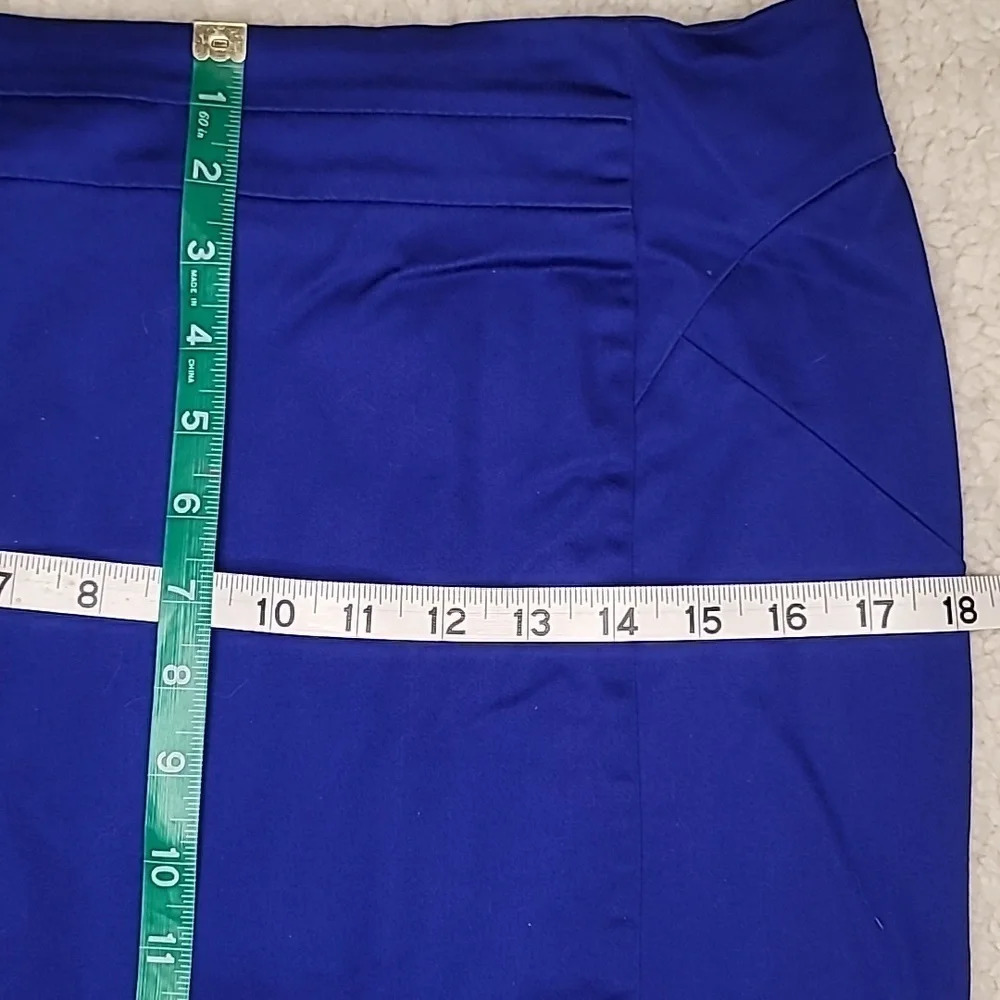 0051. EUC ~ Worthington ~ Royal Blue Skirt ~ Flattering Seams ~ Rear Kick Pleat - Picture 3 of 9